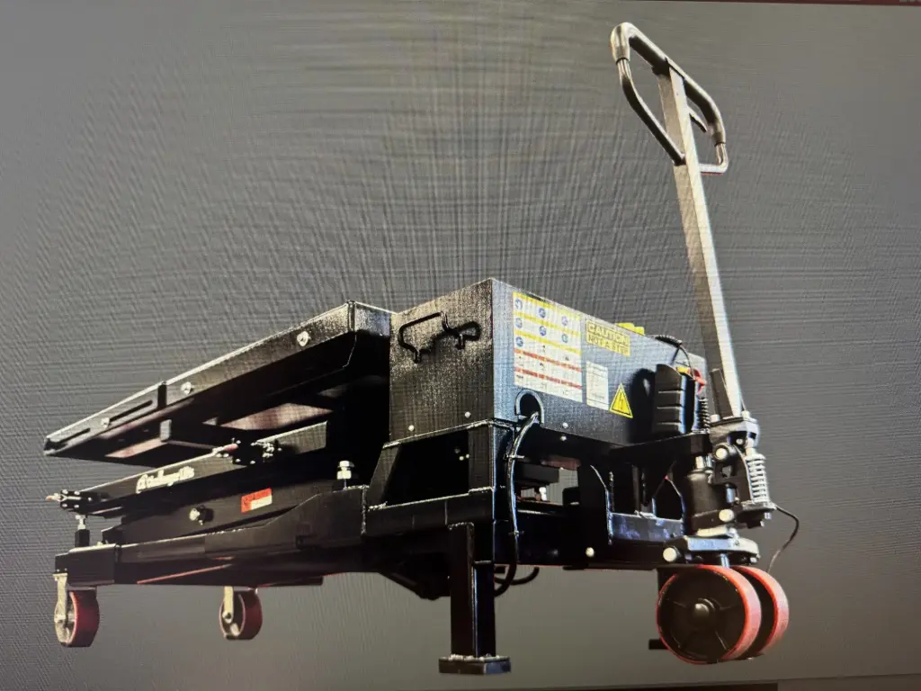 [SE190] 3300 Lbs Lift Table - Features Adjustable Length, Fore & Aft Tilt, Rubber Pads, Spotting Blocks, Side To Side Slide Deck